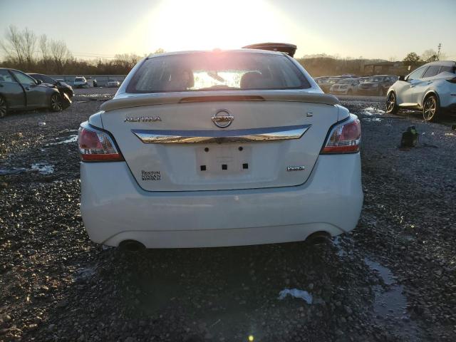  NISSAN ALTIMA 2015 Biały