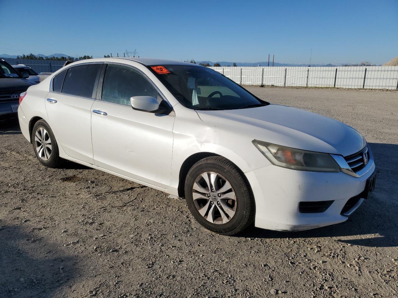 VIN 1HGCR2F37FA045845 2015 HONDA ACCORD no.4