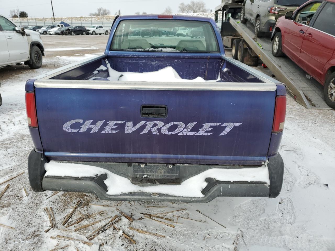 1996 Chevrolet S-10 Pickup - Image 6
