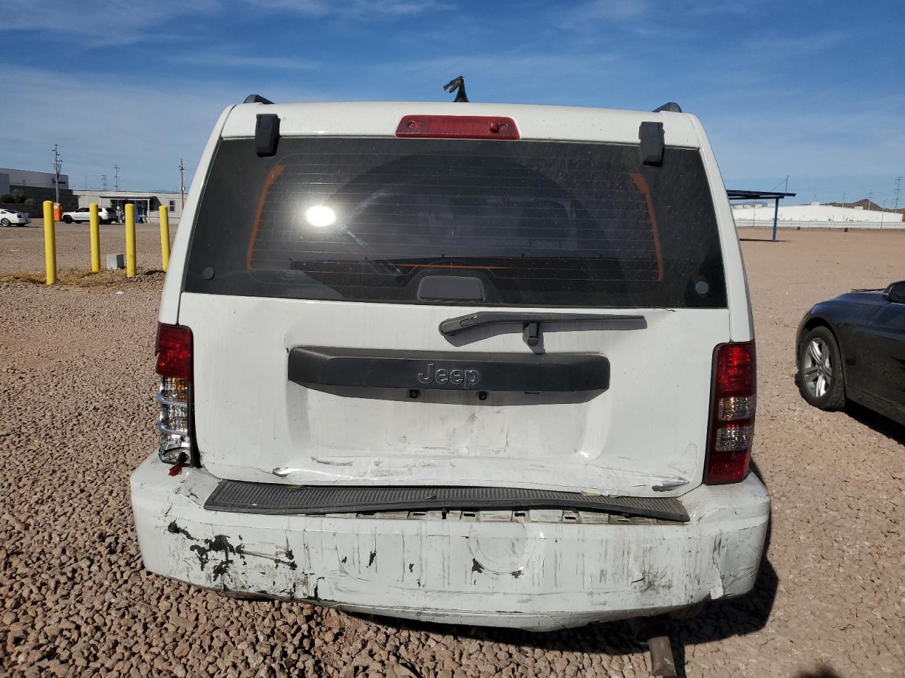 2012 Jeep Liberty (North America) - Image 6