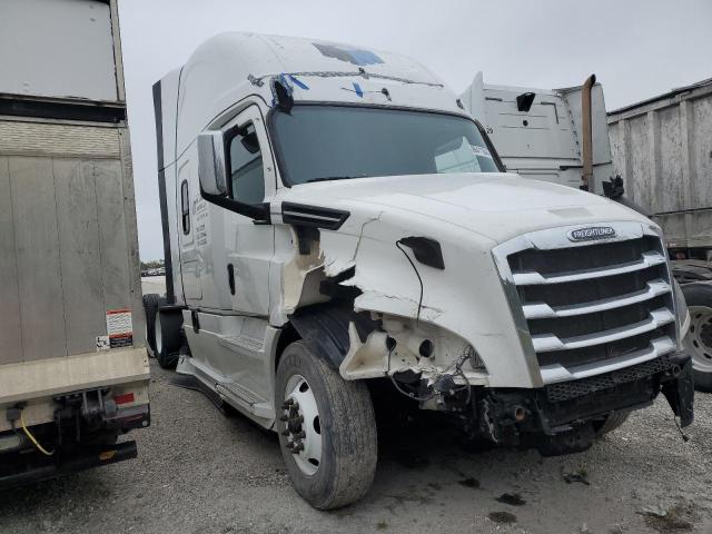 2020 Freightliner Cascadia 126 