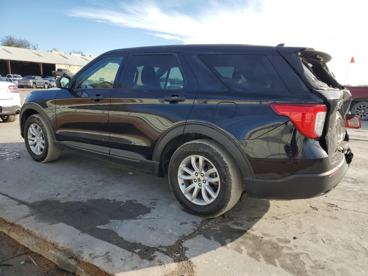 2021 Ford Explorer - Image 2