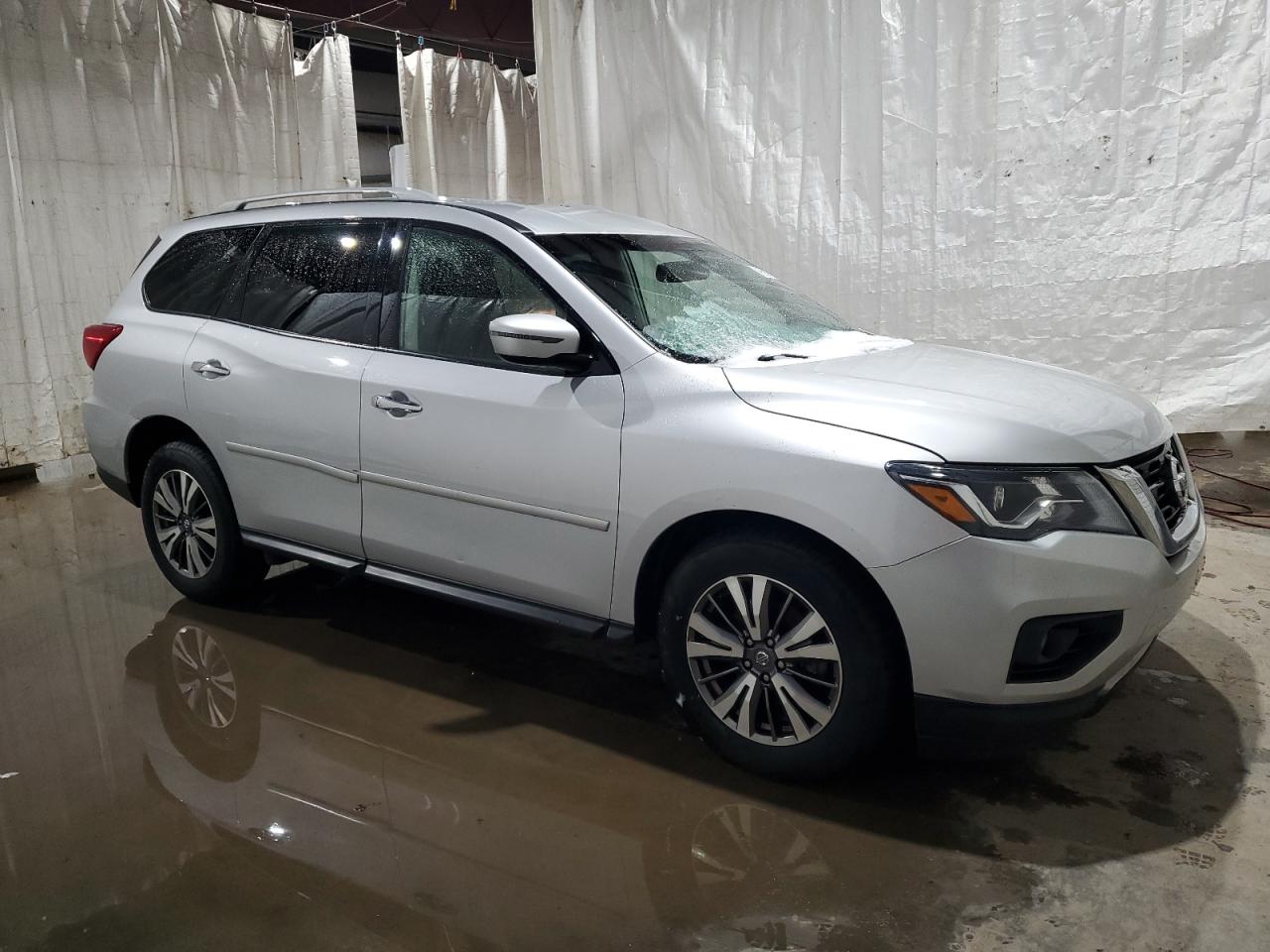 2019 Nissan Pathfinder - Image 4