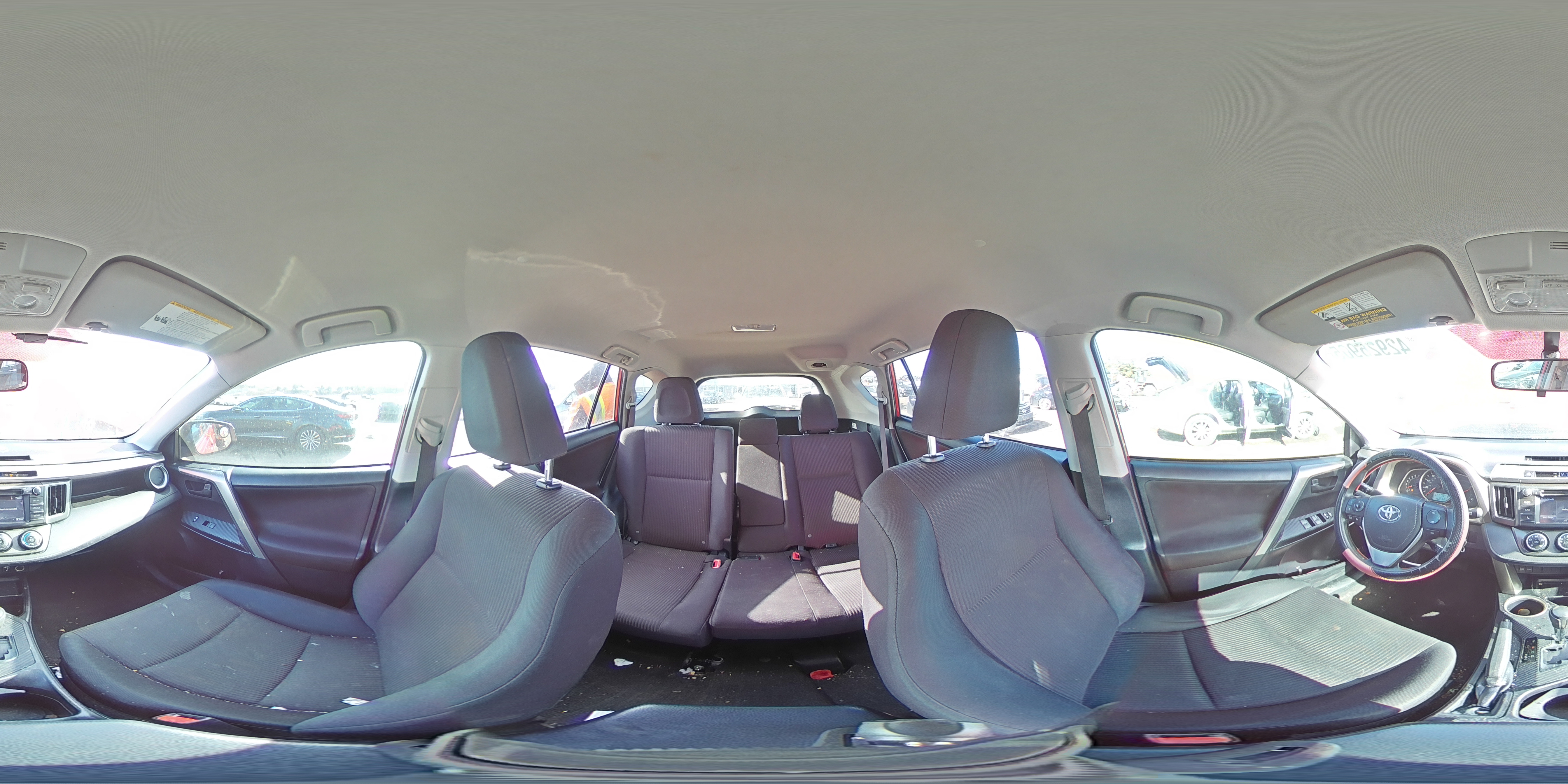 2014 Toyota RAV 4 - Image 13