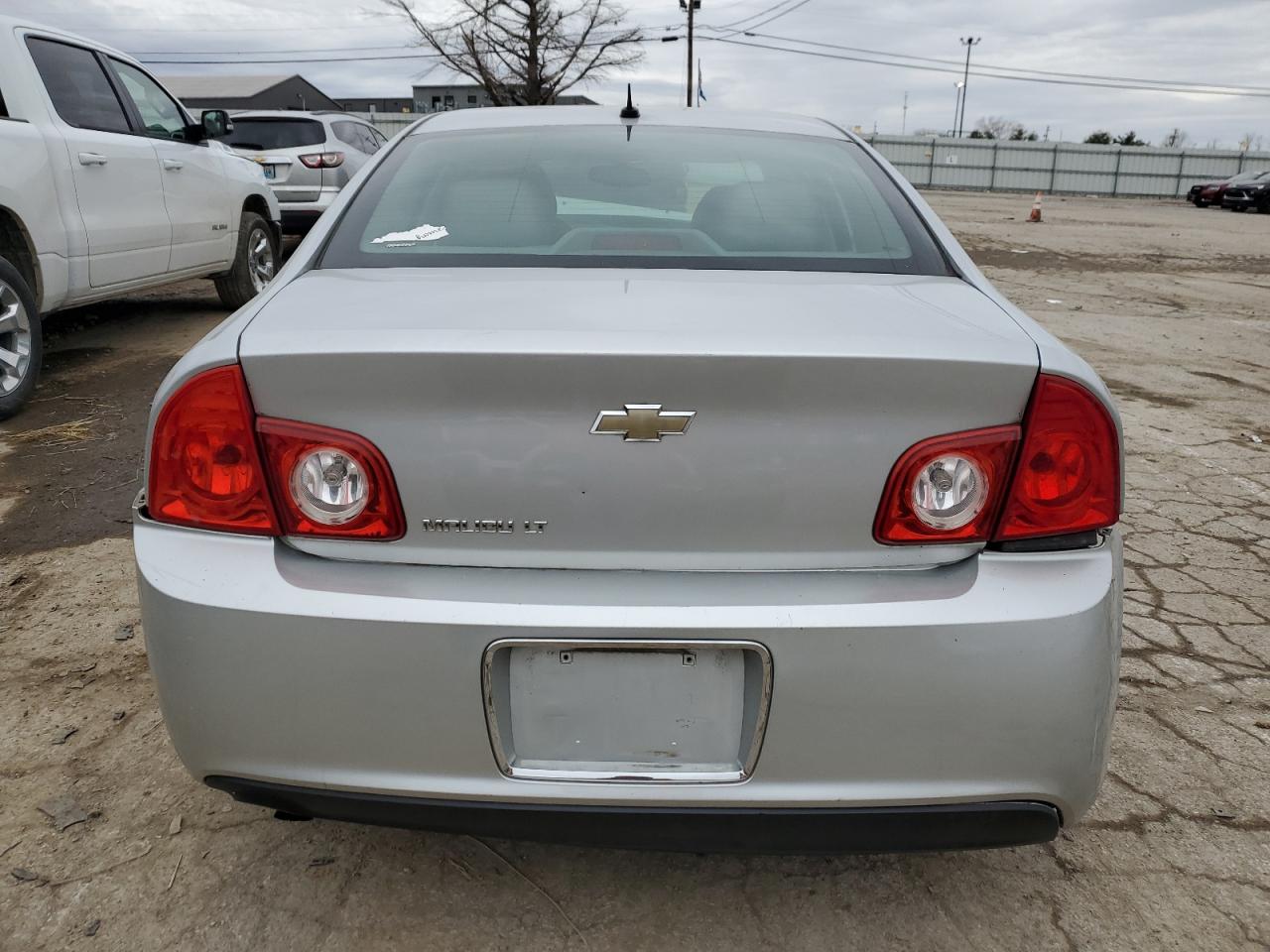 2011 Chevrolet Malibu - Image 6