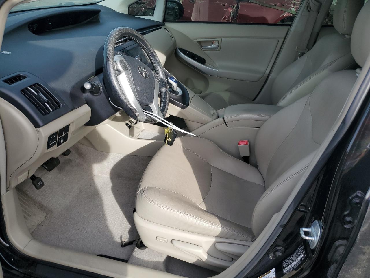 2011 Toyota Prius - Image 7