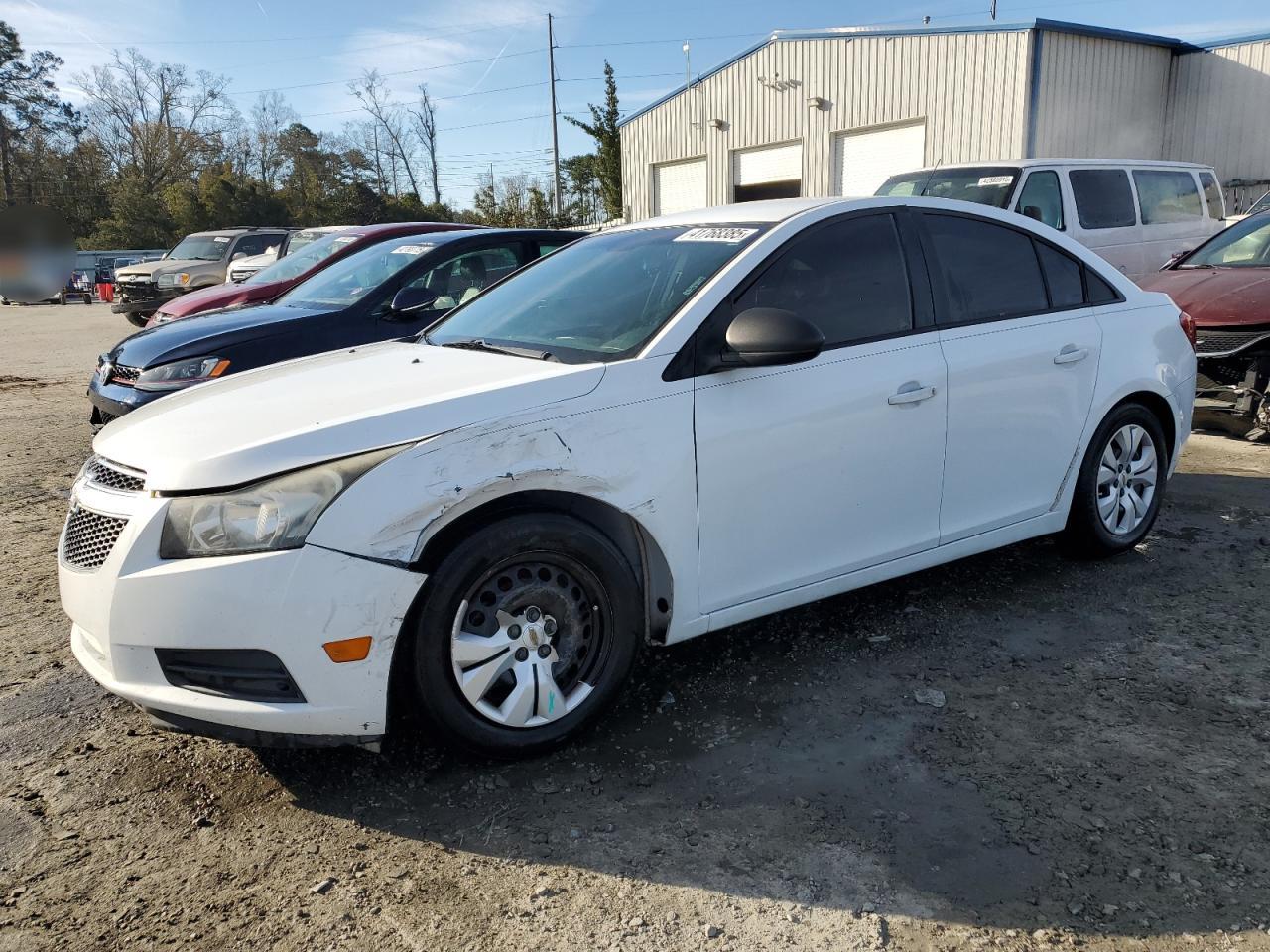 2014 Chevrolet Cruze - Image 1