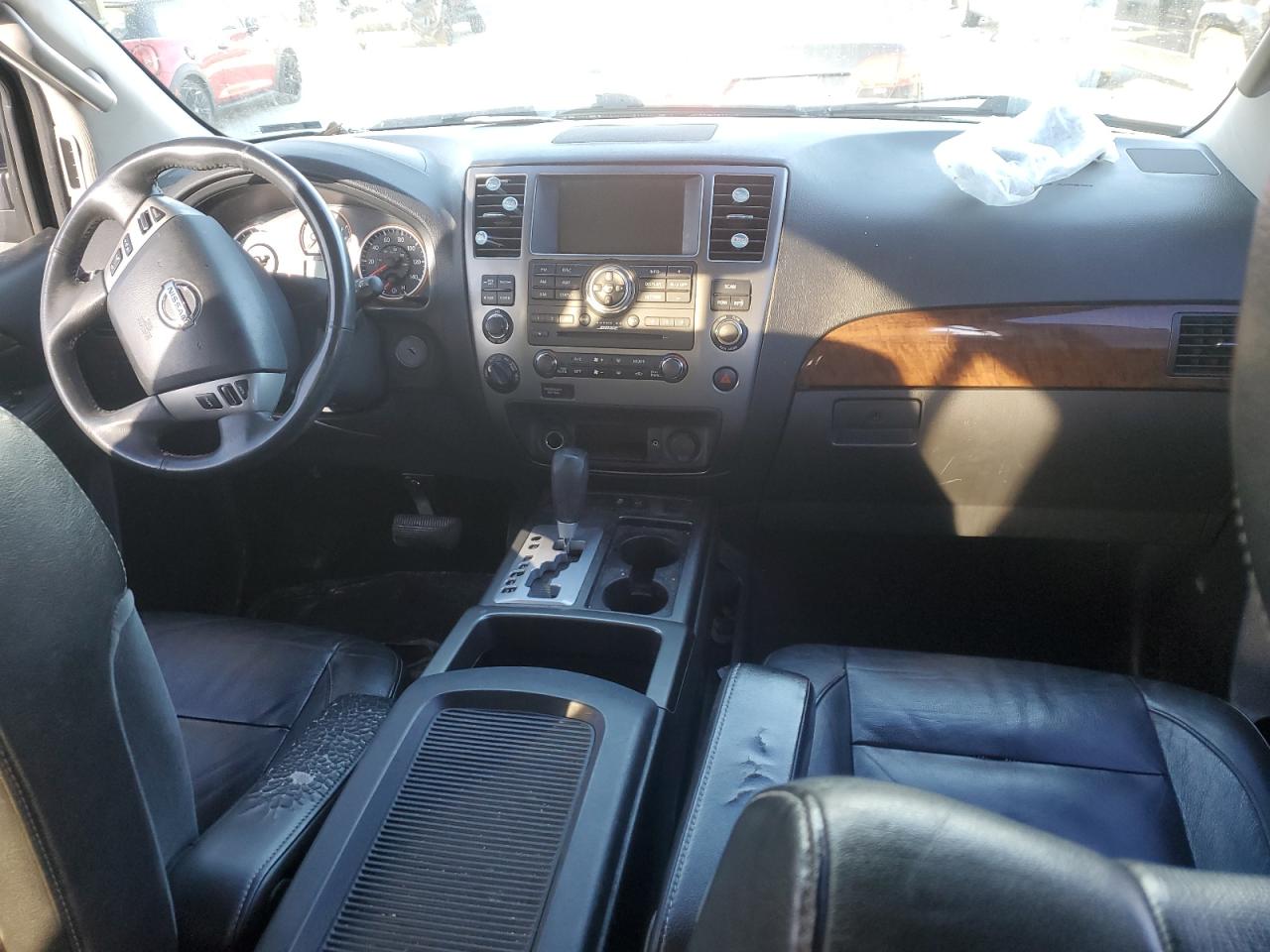 2015 Nissan Armada - Image 8