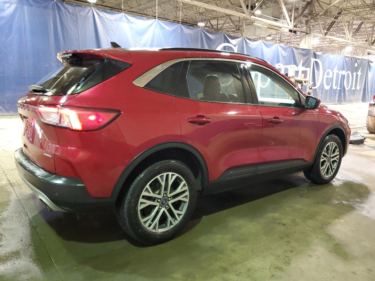 2021 Ford Escape - Image 3