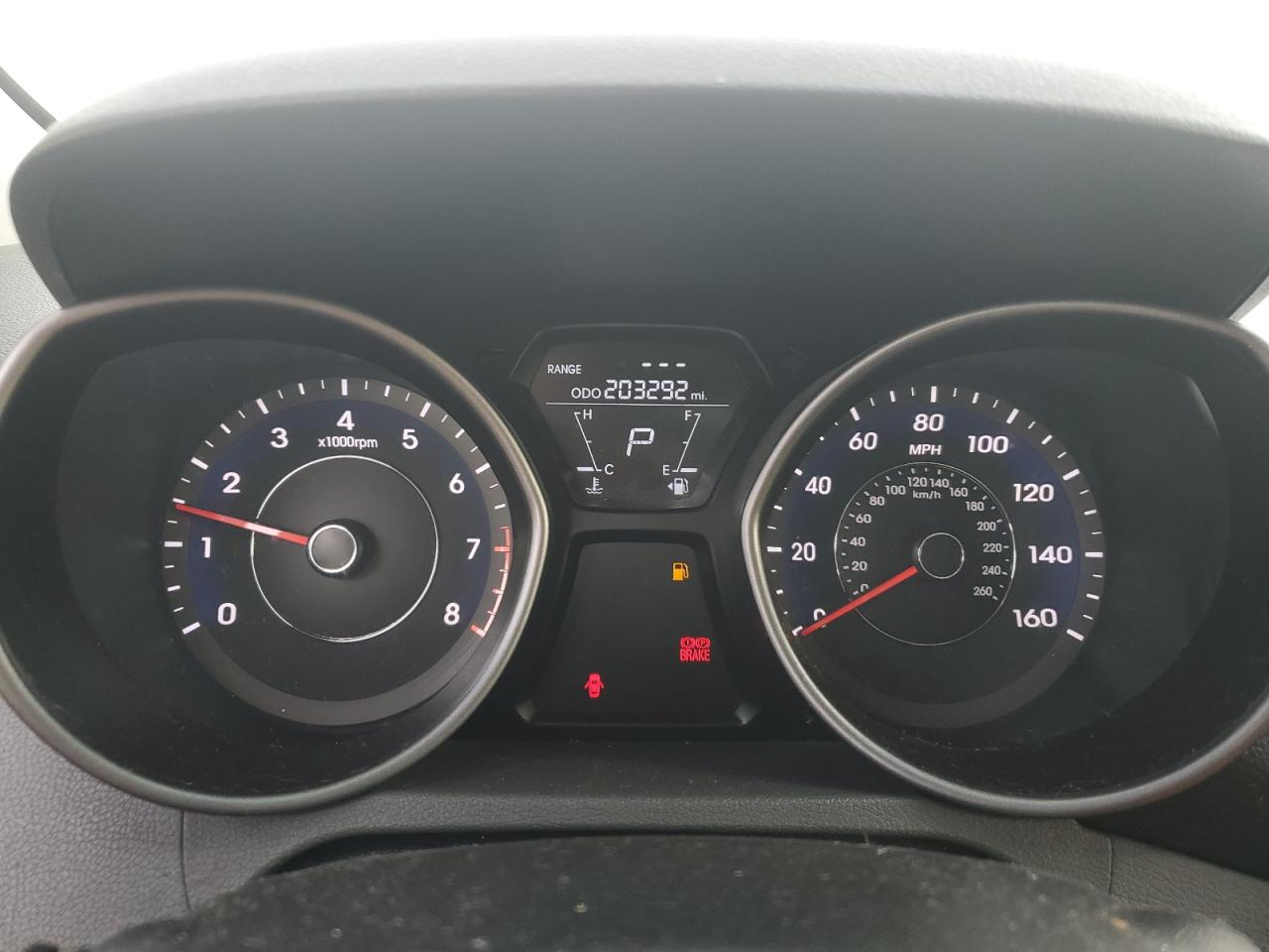 2013 Hyundai Elantra - Image 9