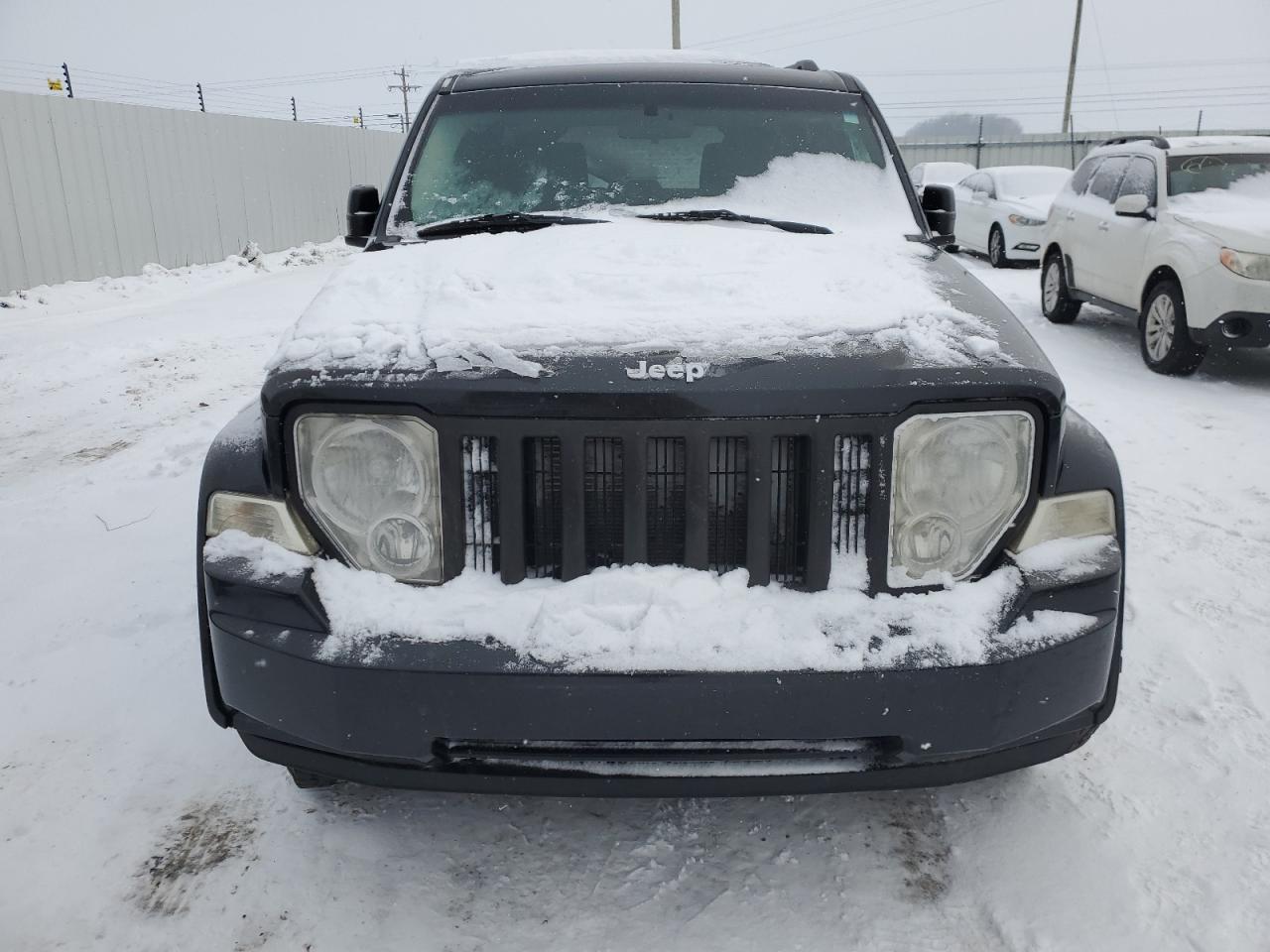 2009 Jeep Liberty (North America) - Image 5