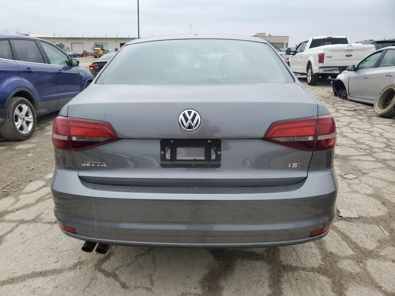 2016 Volkswagen Jetta - Image 6