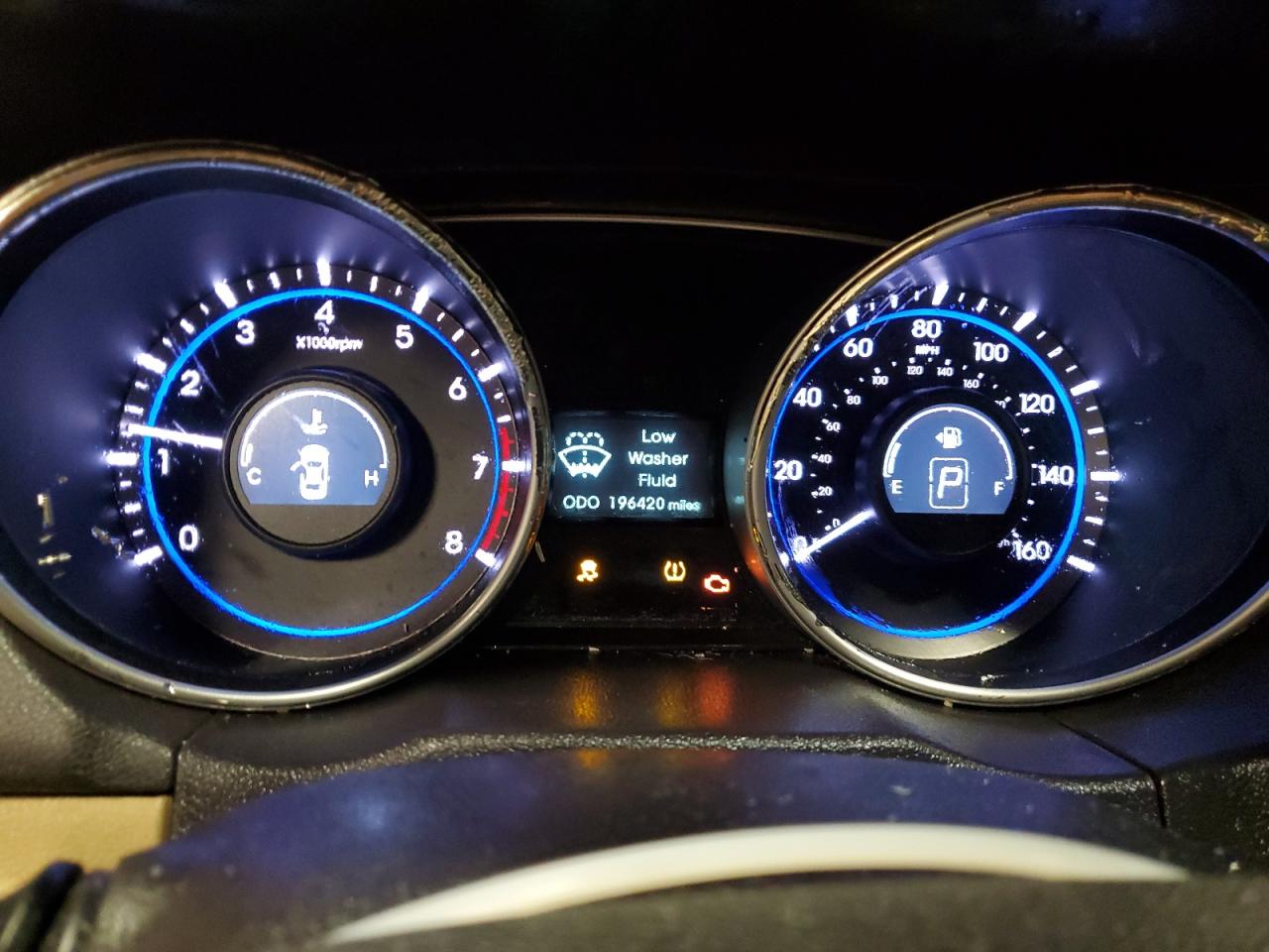 2011 Hyundai Sonata - Image 9