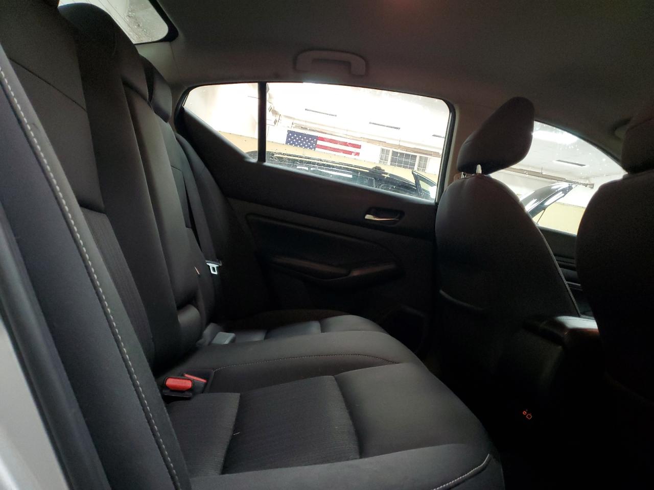 2020 Nissan Altima - Image 10
