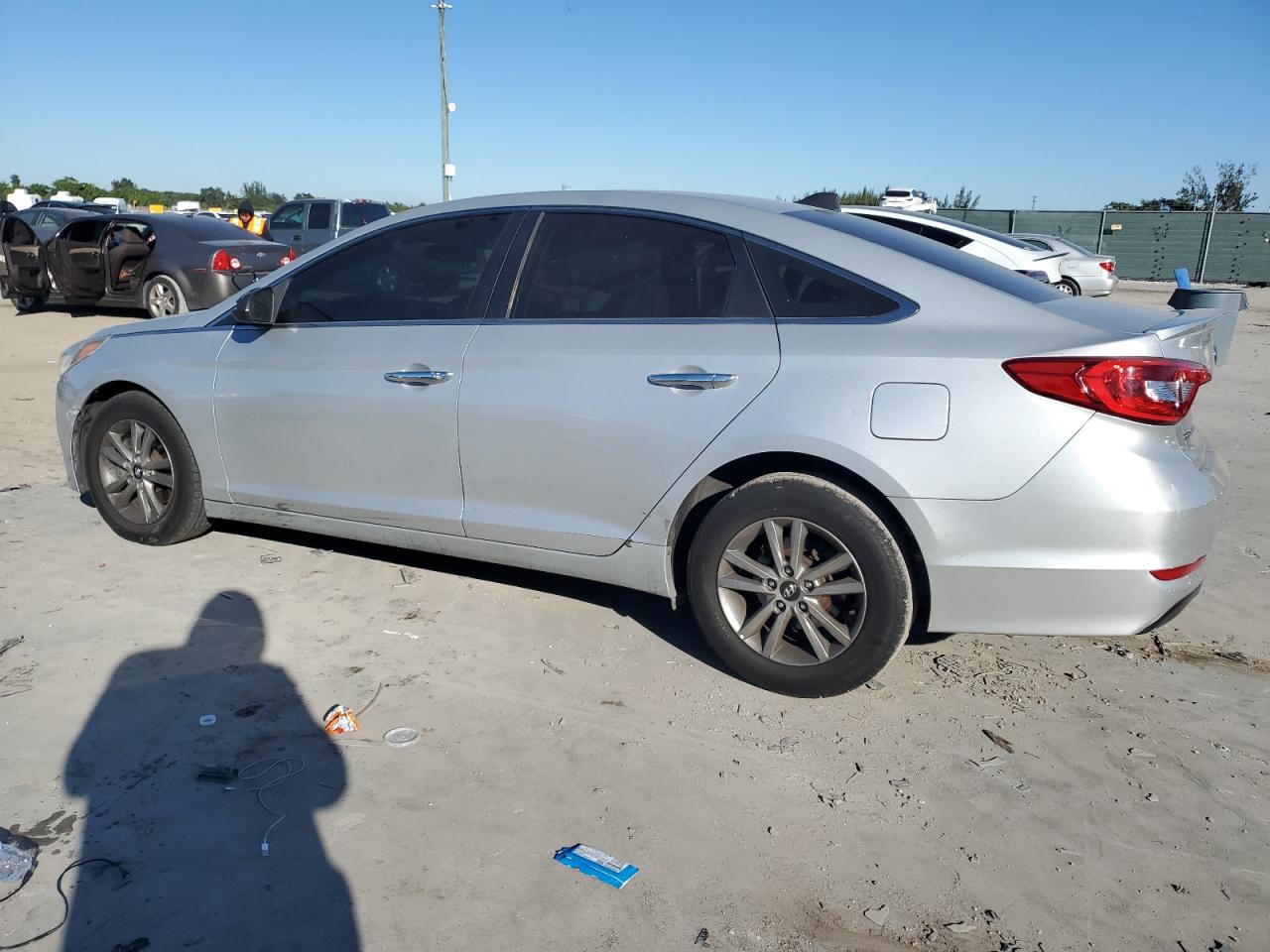 2017 Hyundai Sonata - Image 2