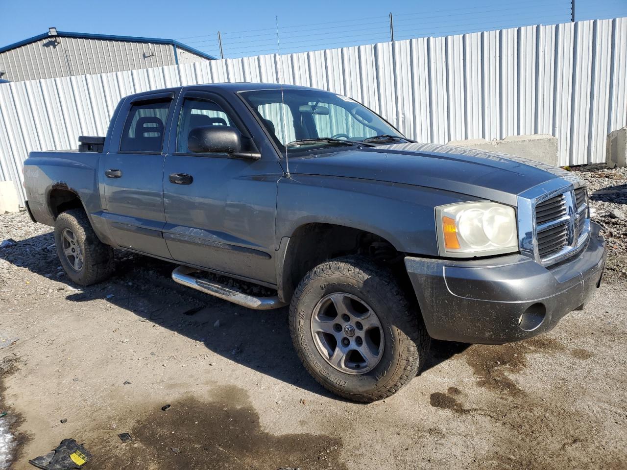 2006 Dodge Dakota - Image 4