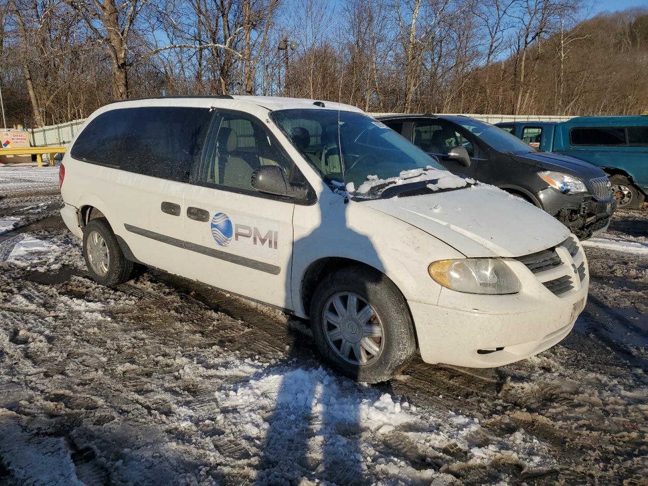 2005 Dodge Caravan - Image 4