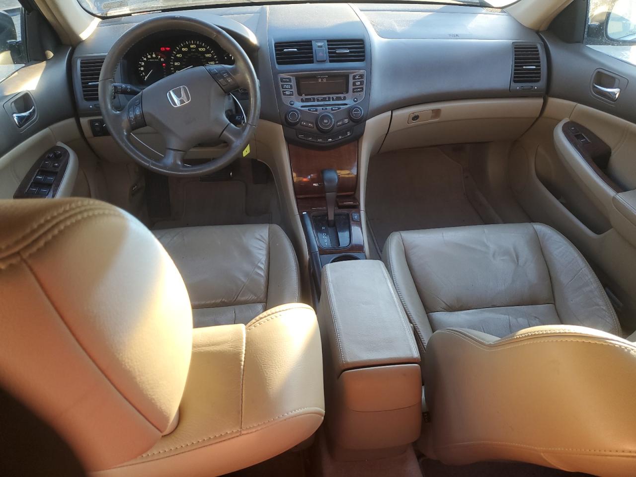2007 Honda Accord - Image 8