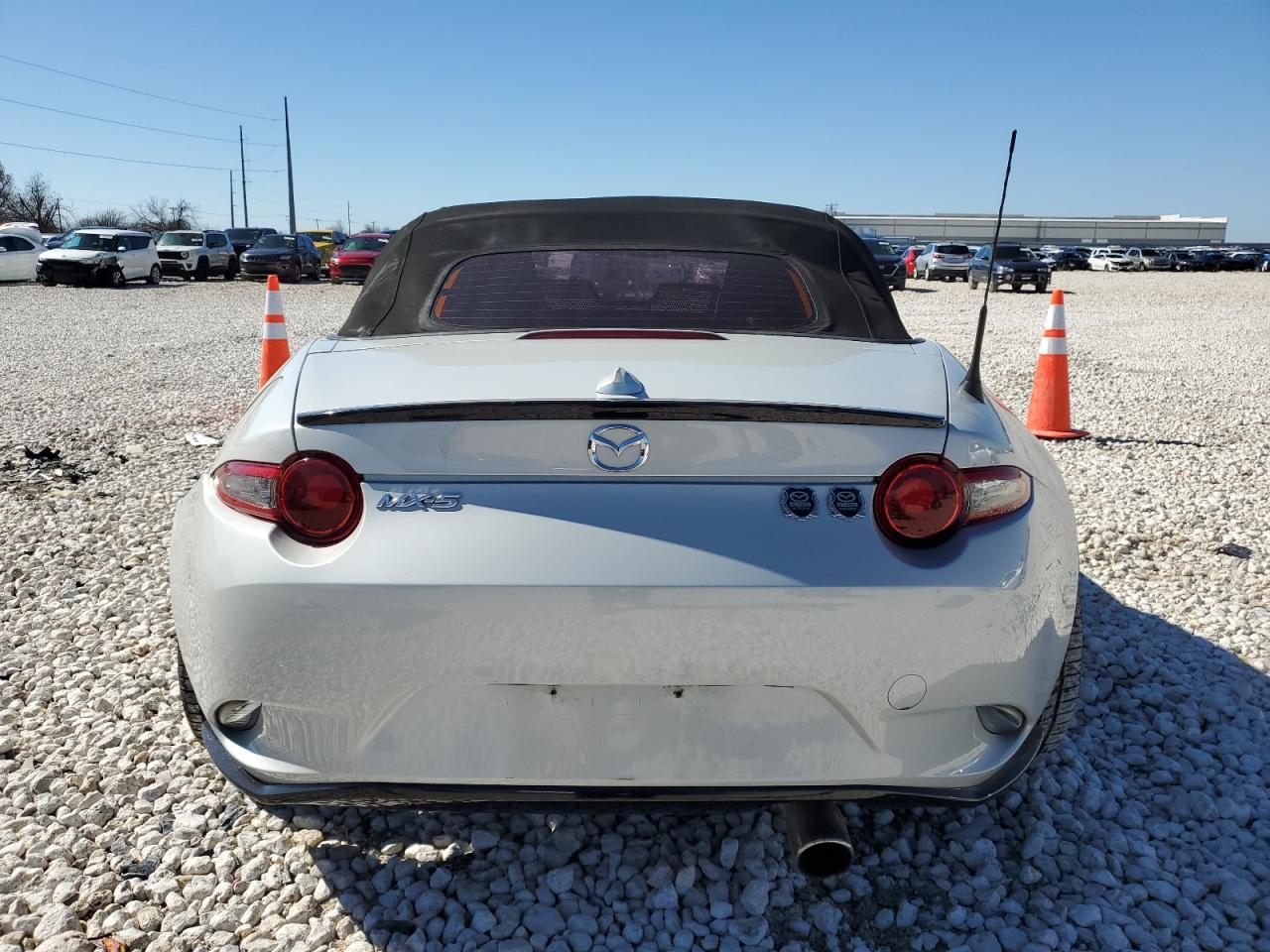 2016 Mazda MX-5 - Image 6
