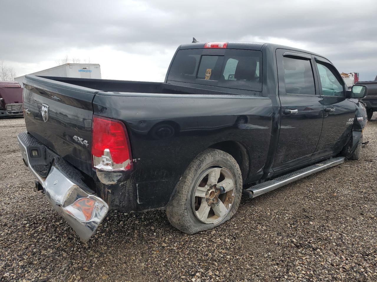 2017 RAM 1500 - Image 3