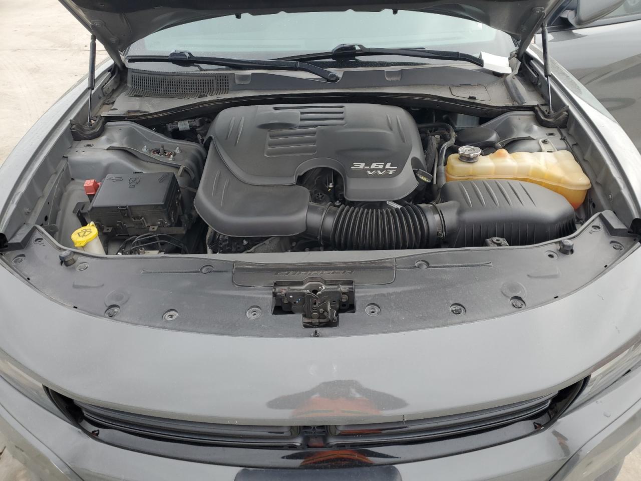 2019 Dodge Charger - Image 11
