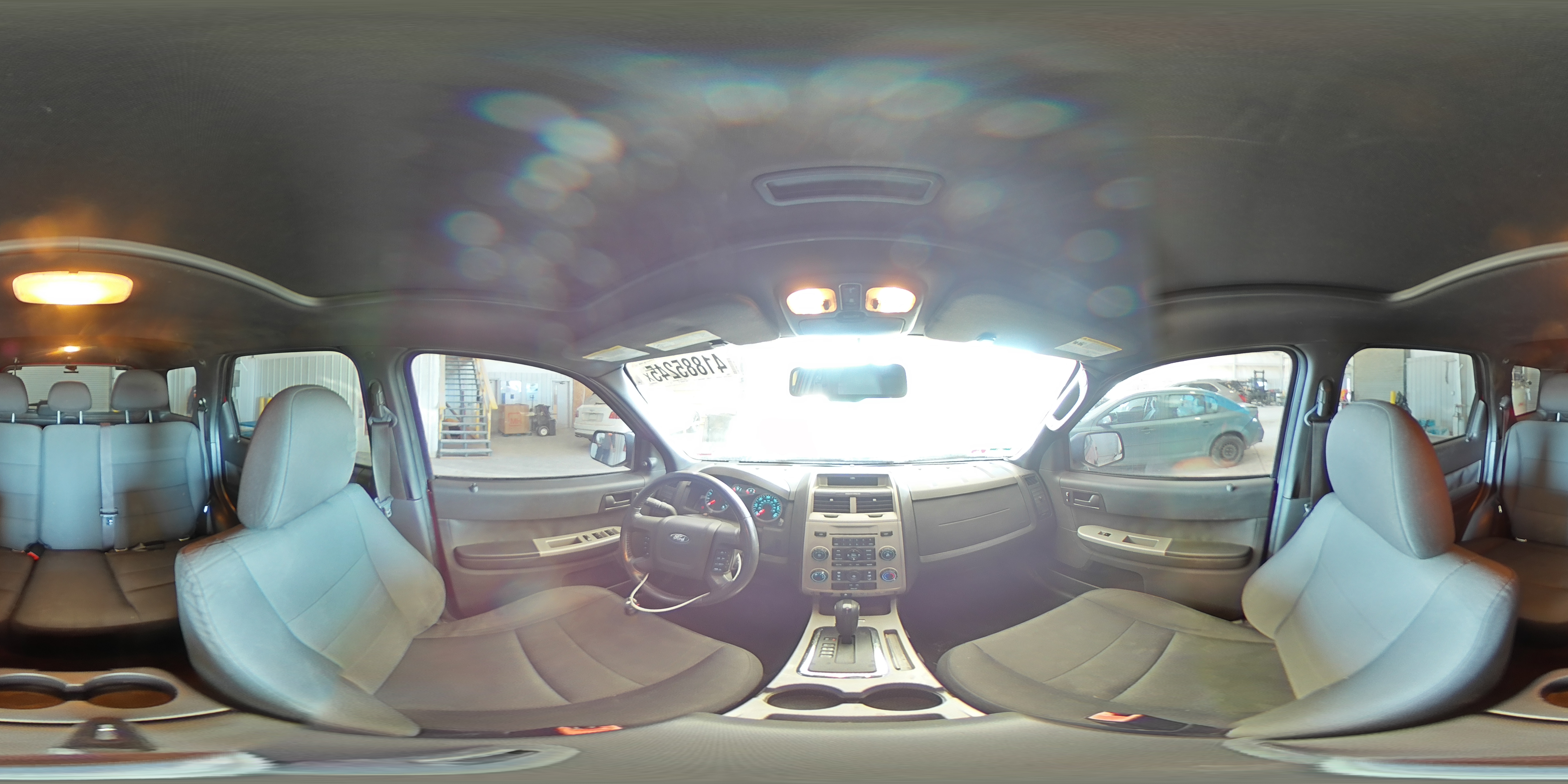 2010 Ford Escape - Image 13