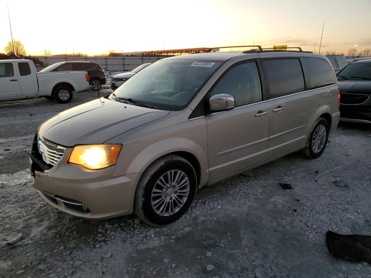 2013 Chrysler Town & Country - Image 1