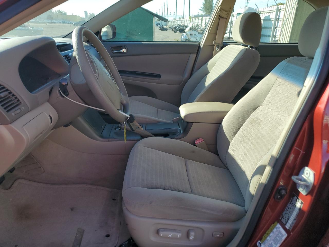 2005 Toyota Camry - Image 7