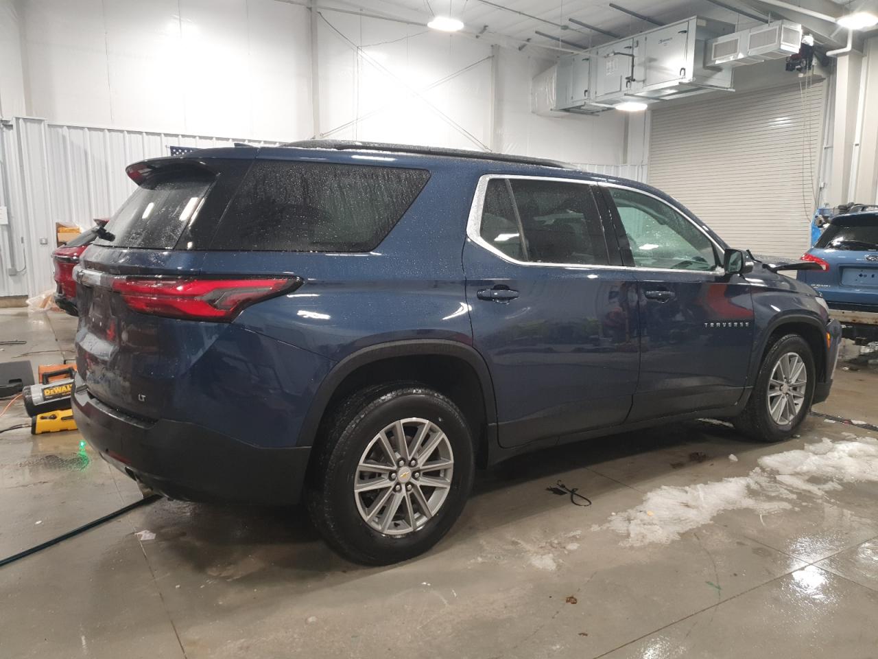 2022 Chevrolet Traverse - Image 3