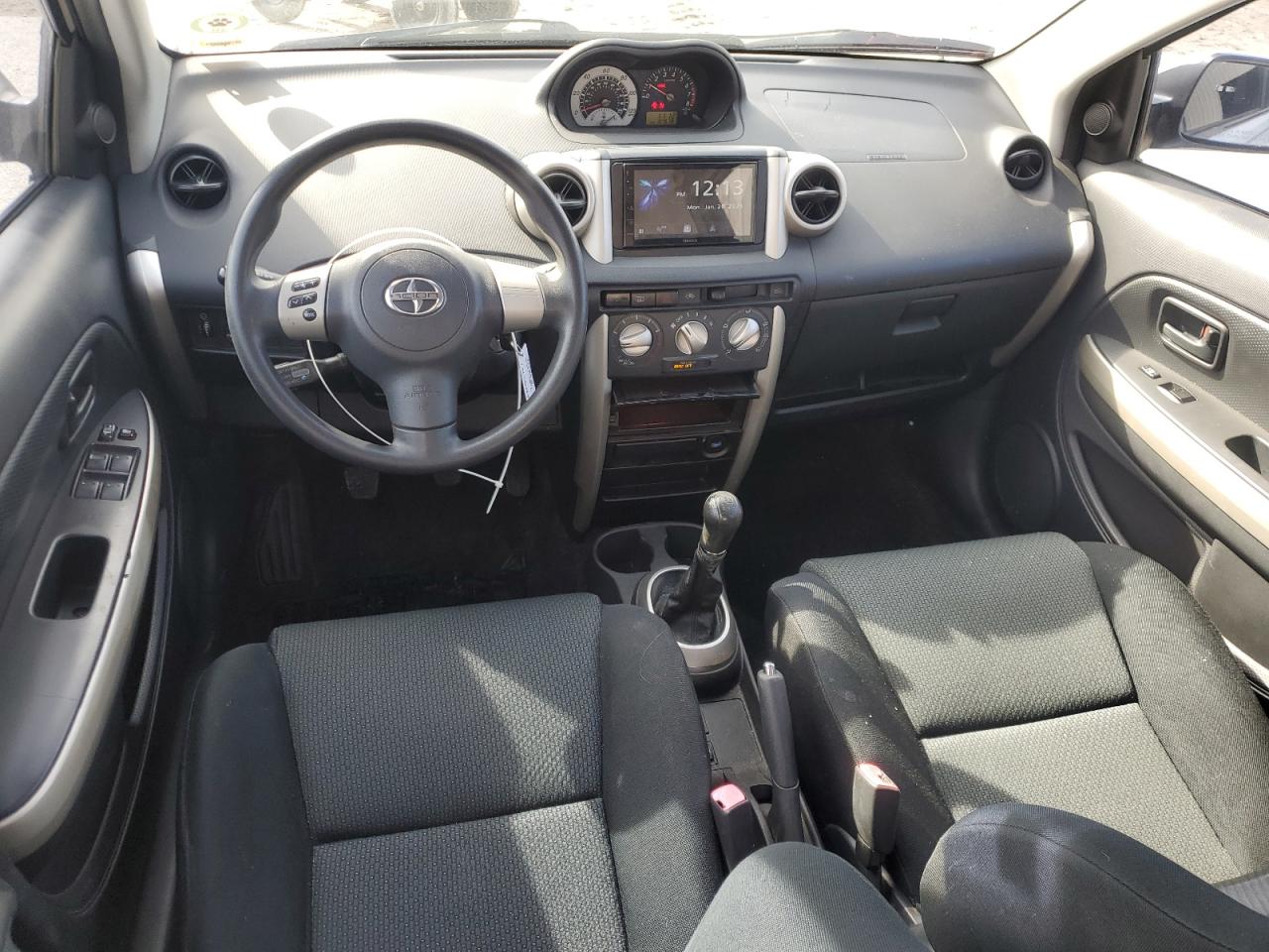 2006 Scion xA - Image 8