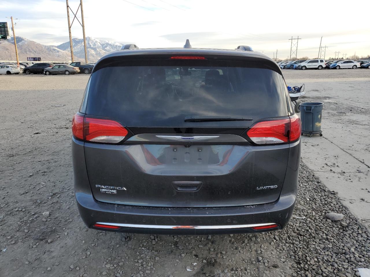 2019 Chrysler Pacifica - Image 6