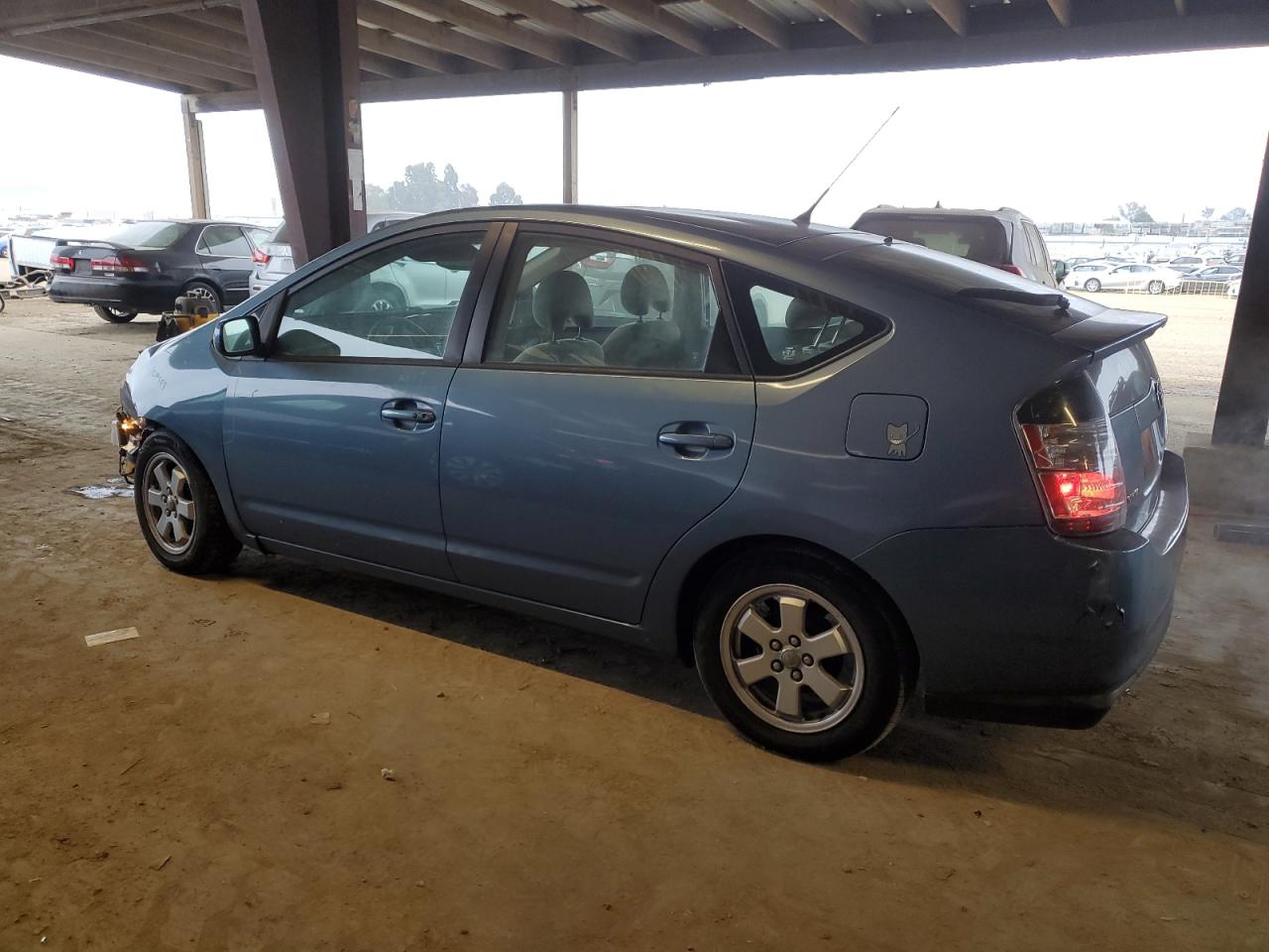 2005 Toyota Prius - Image 2