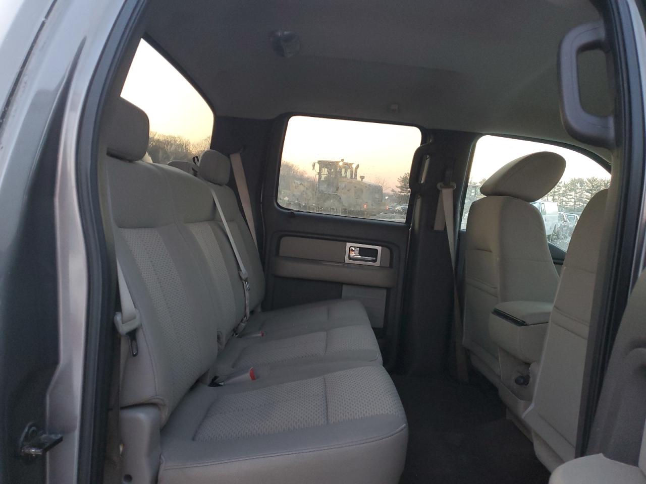 2009 Ford F-150 - Image 10