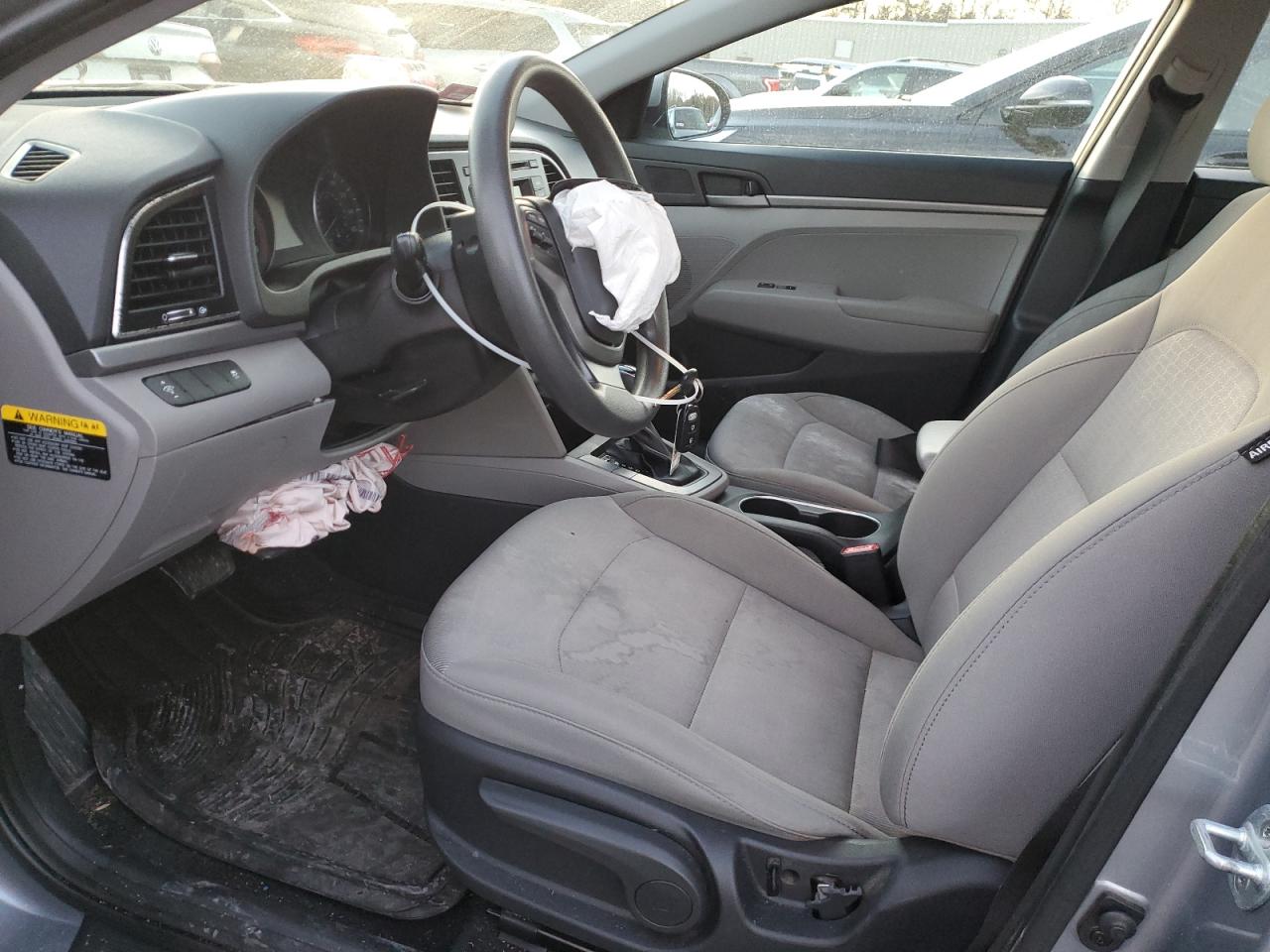 2017 Hyundai Elantra - Image 7