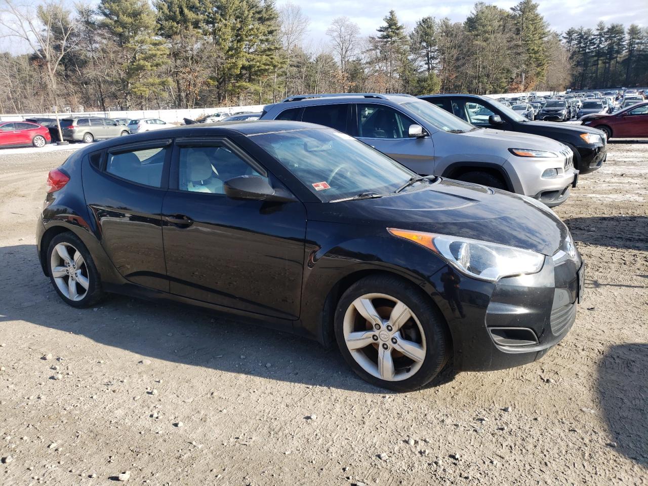 2013 Hyundai Veloster - Image 4
