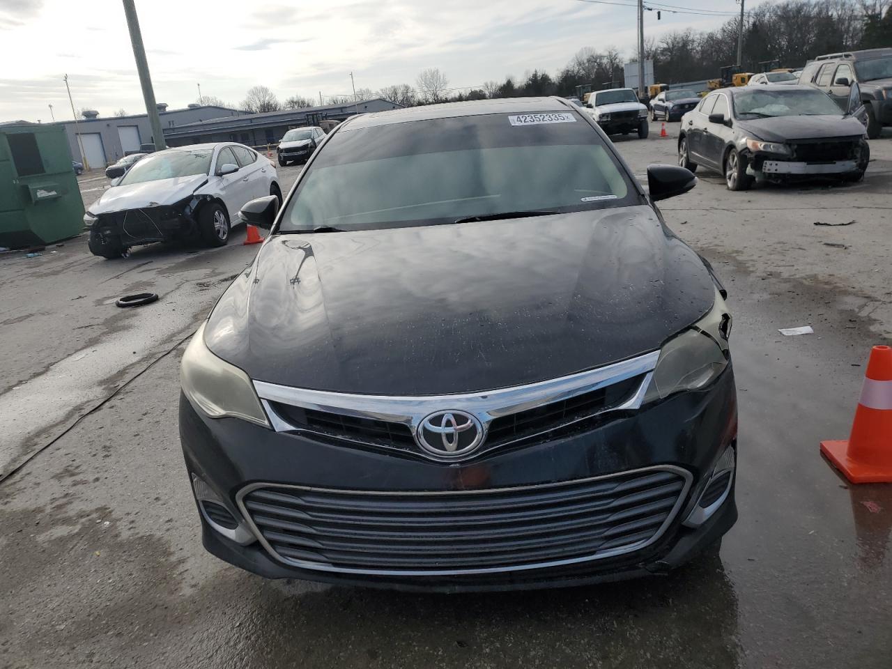 2013 Toyota Avalon - Image 5
