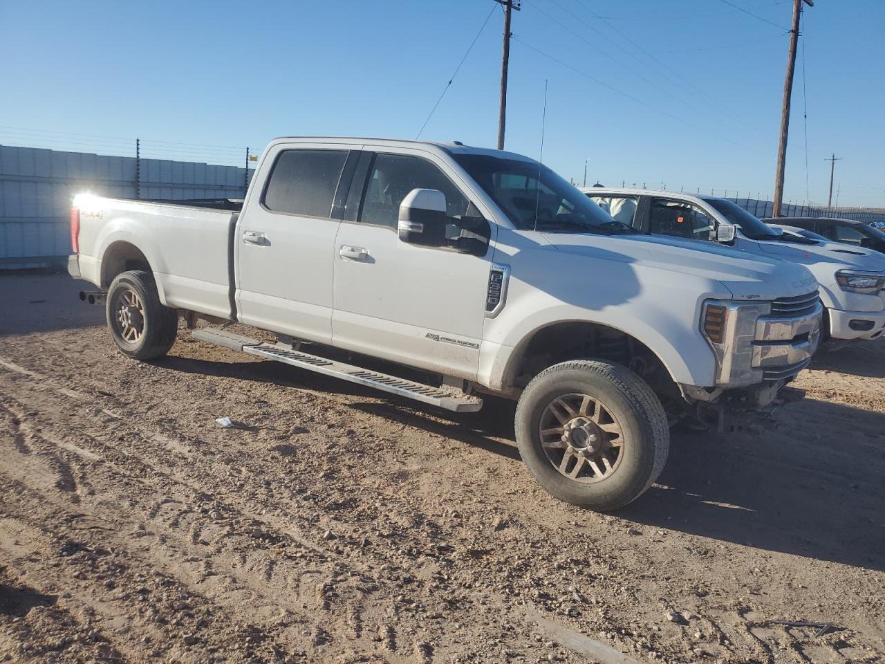 2018 Ford F350 - Image 4