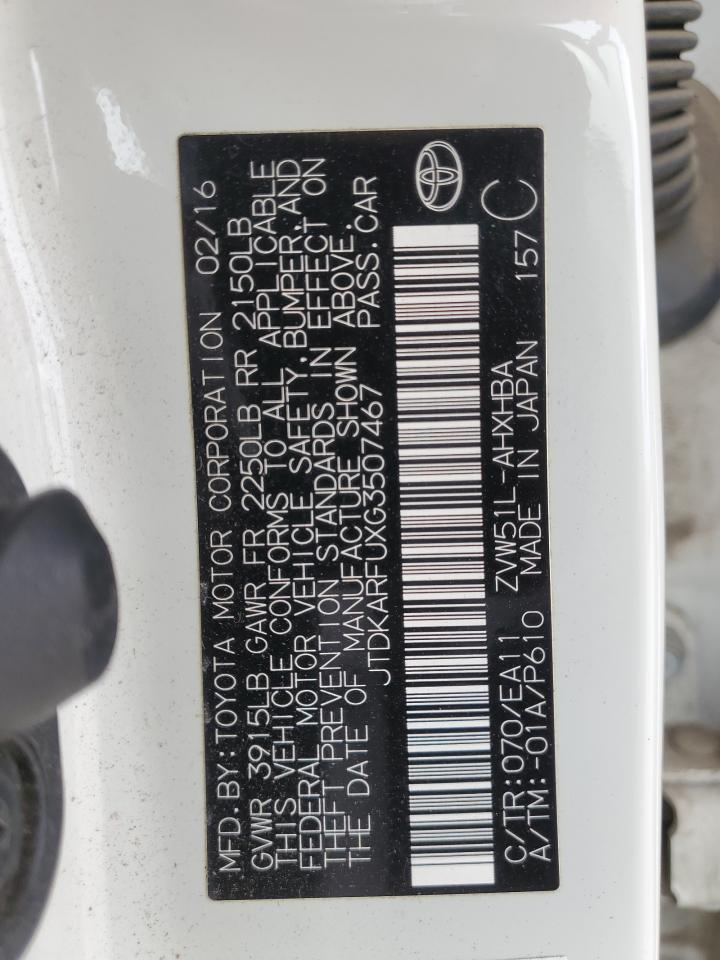 2016 Toyota Prius - Image 12