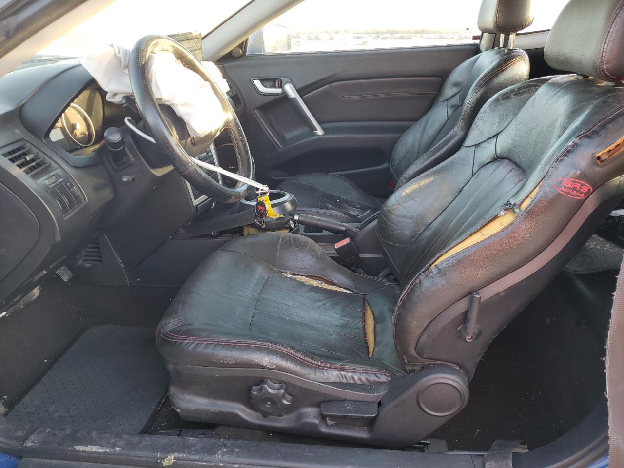 2005 Hyundai Tiburon - Image 7