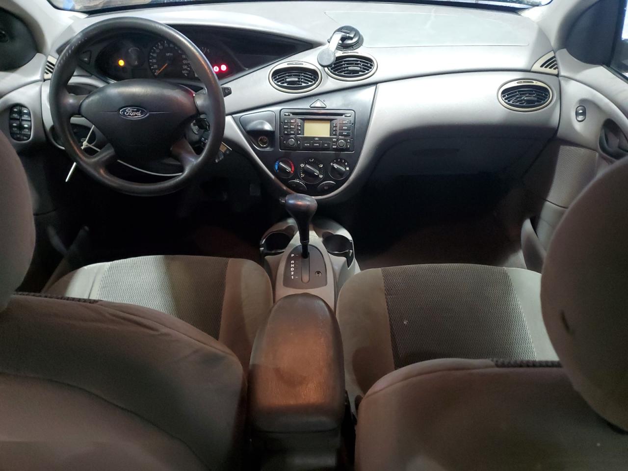2003 Ford Focus - Image 8
