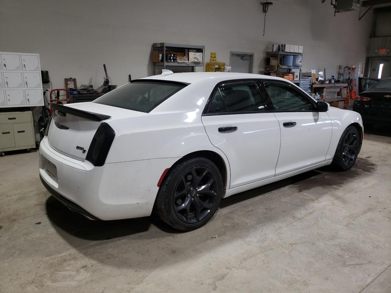 2021 Chrysler 300 - Image 3