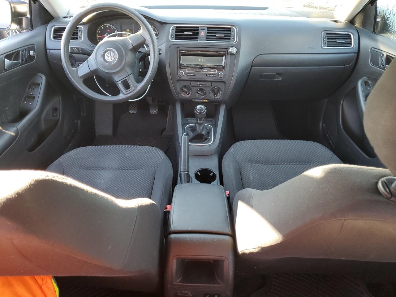 2014 Volkswagen Jetta - Image 8