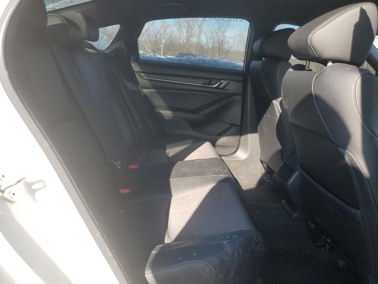2020 Honda Accord - Image 10