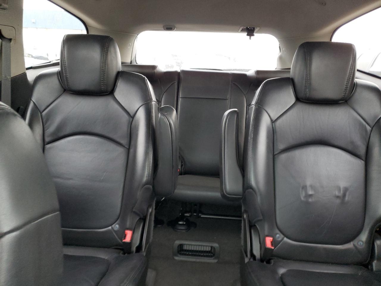 2009 Chevrolet Traverse - Image 10