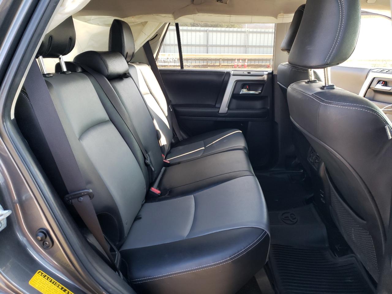 2016 Toyota 4Runner - Image 11