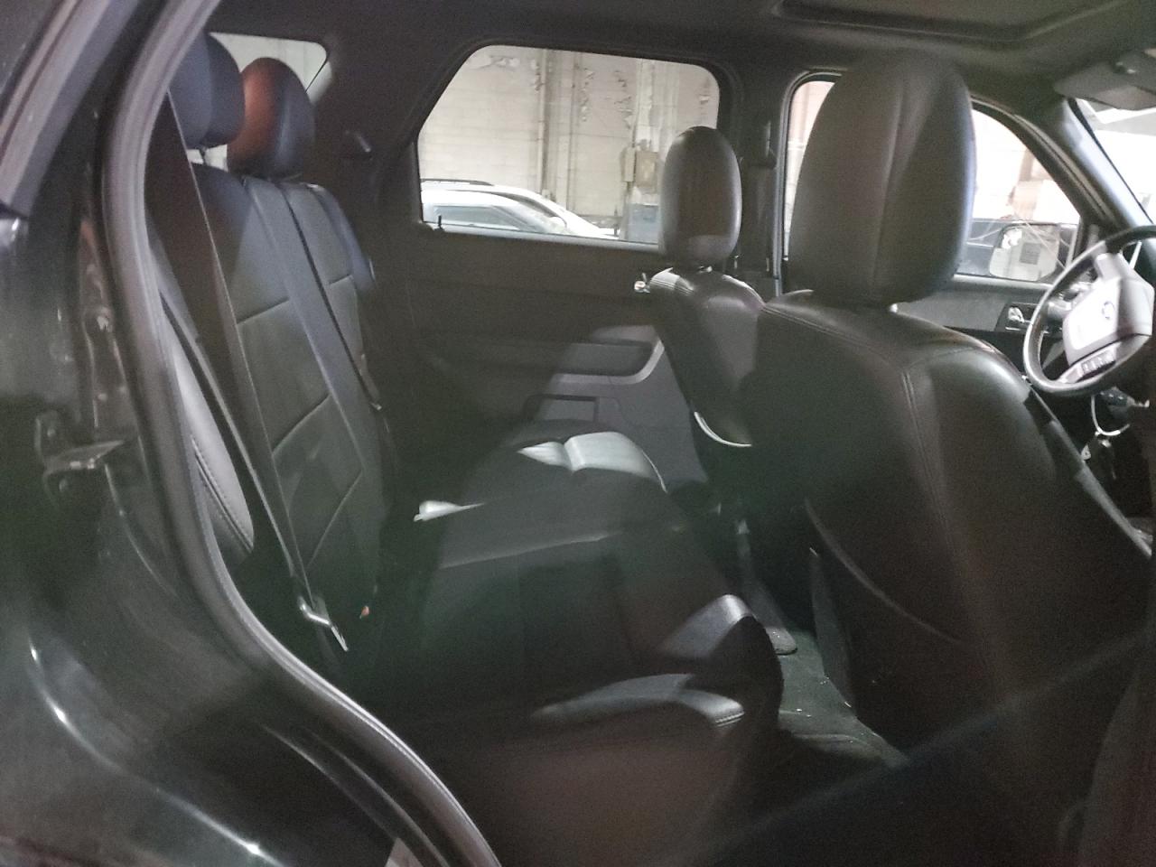 2011 Ford Escape - Image 11