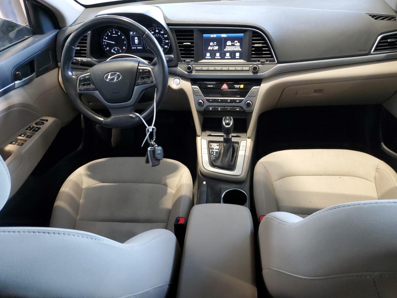 2018 Hyundai Elantra - Image 8
