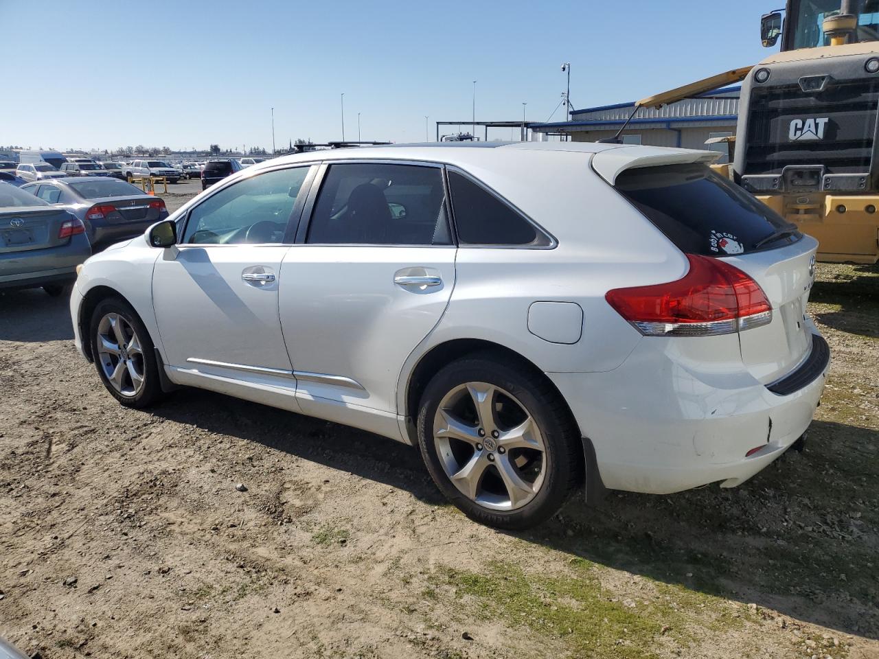 2012 Toyota Venza - Image 2
