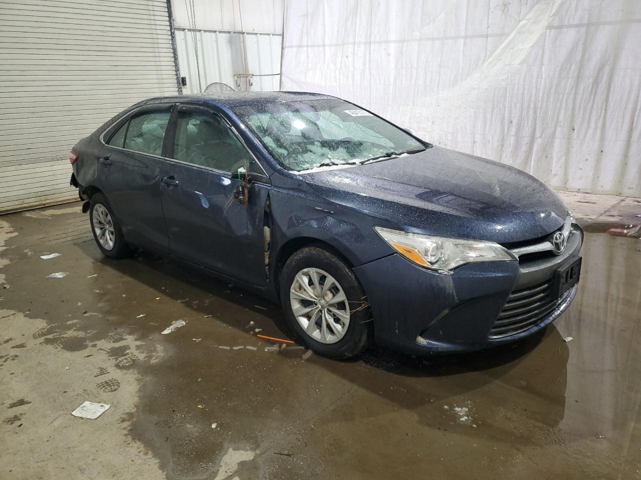 2016 Toyota Camry - Image 4