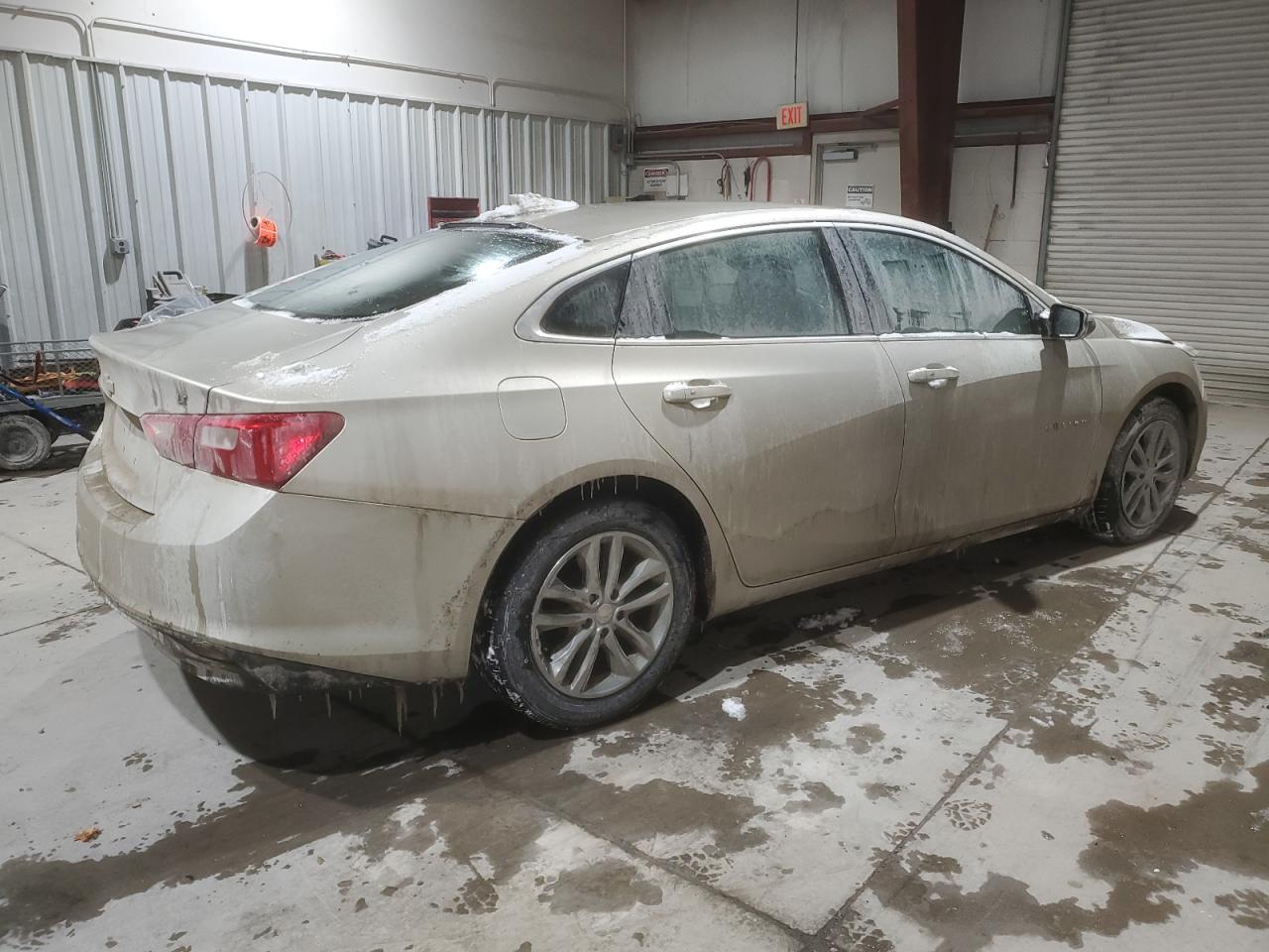 2016 Chevrolet Malibu - Image 3